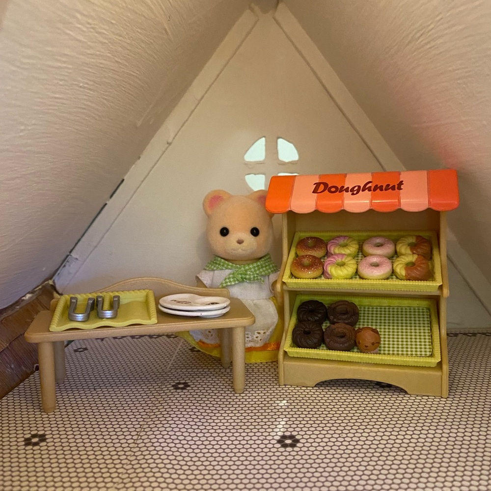 Calico Critters Sylvanian Families Donut 5239 Doughnut Stand Store Epoch Shop